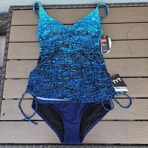 TYR Artic Scoop Neck Teal Tankini W/ Navy Bottom Swim Kayak Paddleboard SZ 8 New